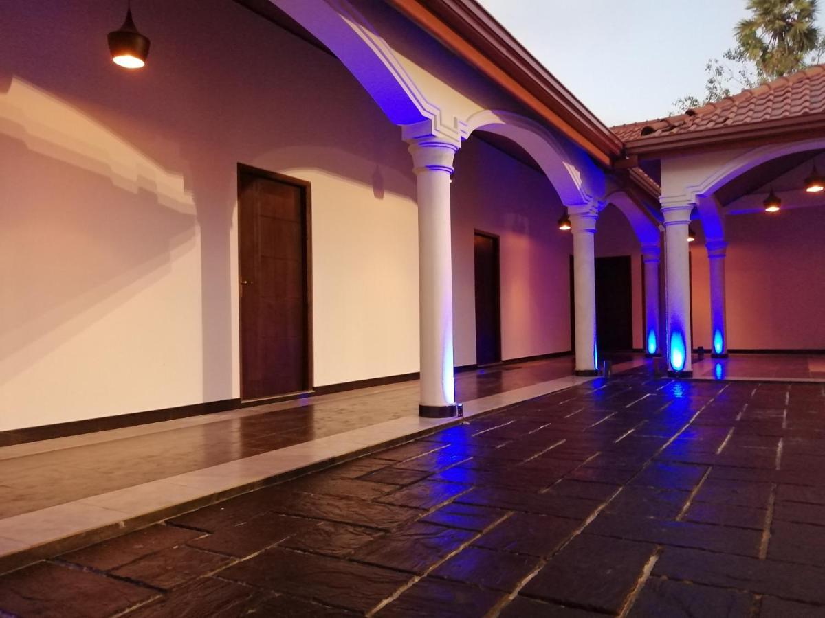 Taj Residence Puttalam Exterior photo